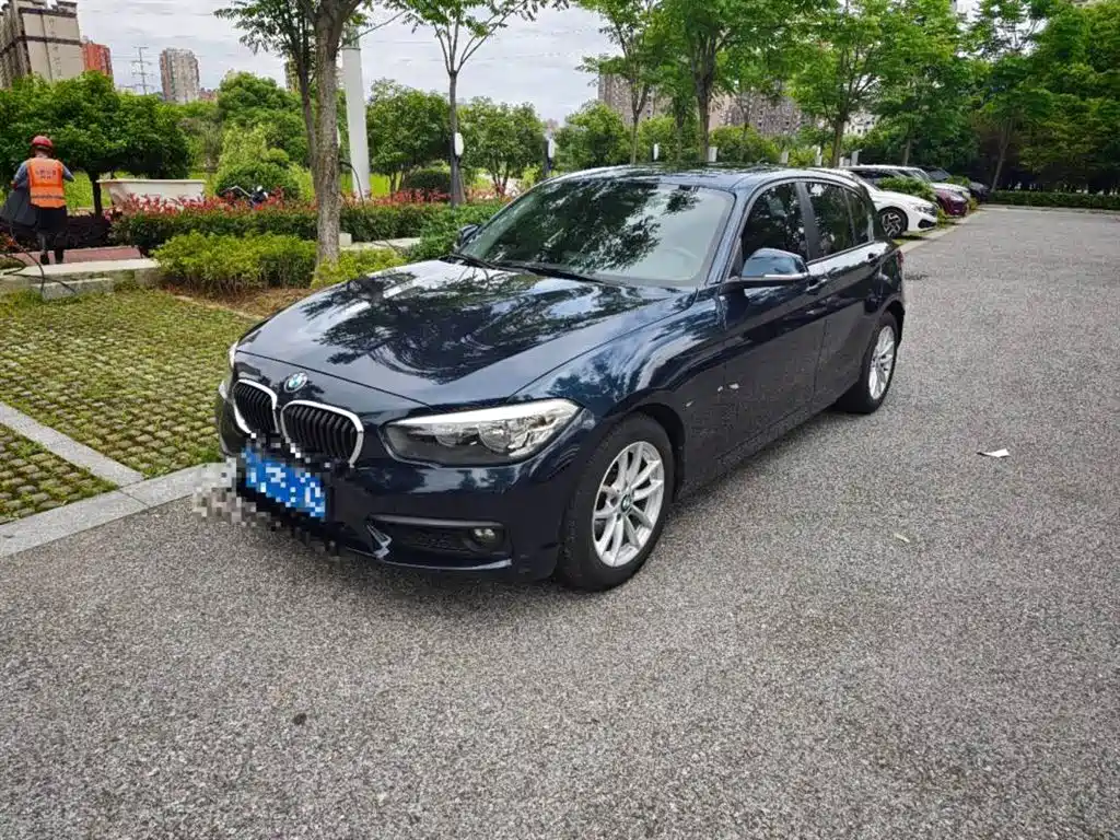 BMW 1 Series 2016 — фото 1
