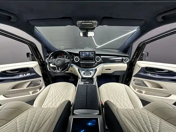 Mercedes-Benz Vito 2023