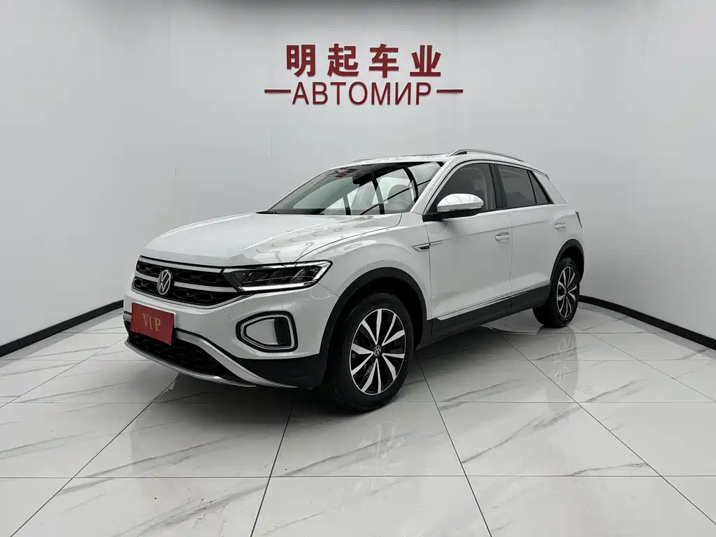 Volkswagen T-Roc 2023 — фото 1