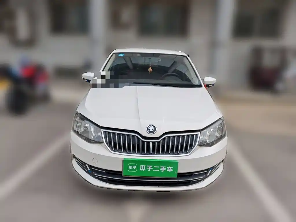 Skoda Fabia 2016 — фото 24