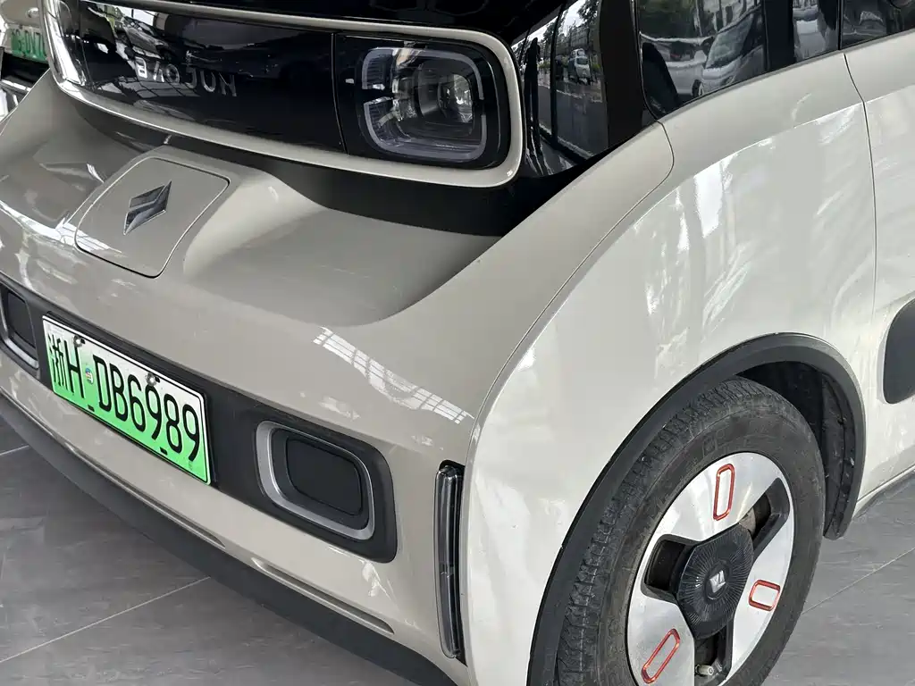 Baojun KiWi EV 2022 — фото 12