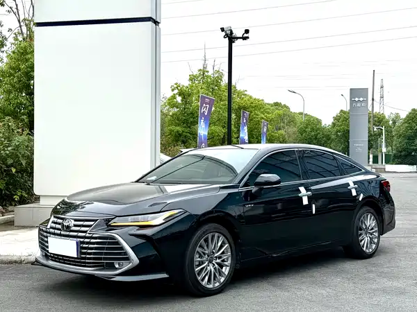 Toyota Avalon 2025