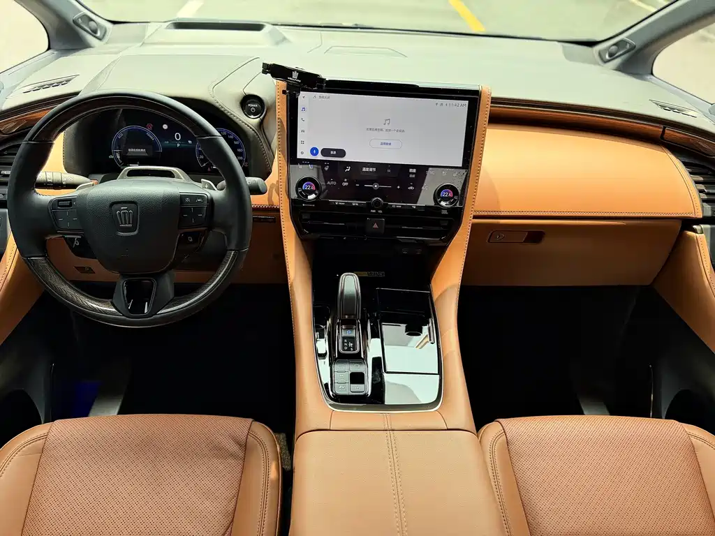Toyota Vellfire 2024 — фото 15