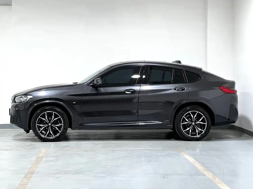 BMW X4 2023