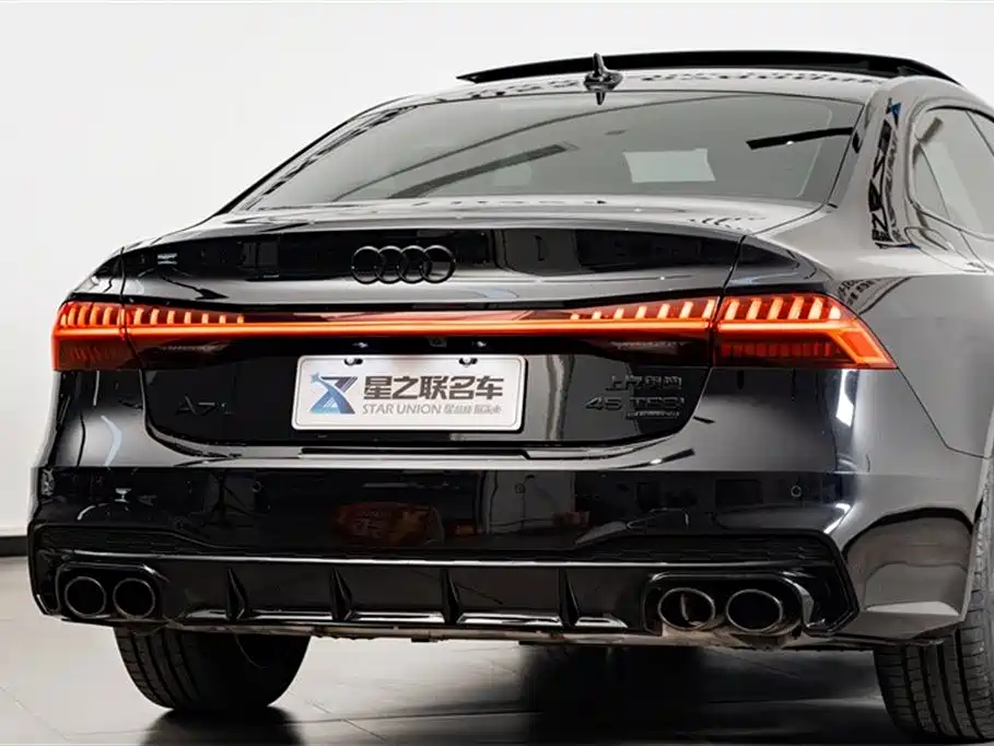 Audi A7L 2025 — фото 8