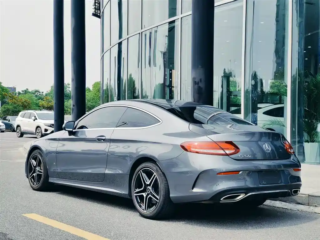 Mercedes-Benz C-Class 2020
