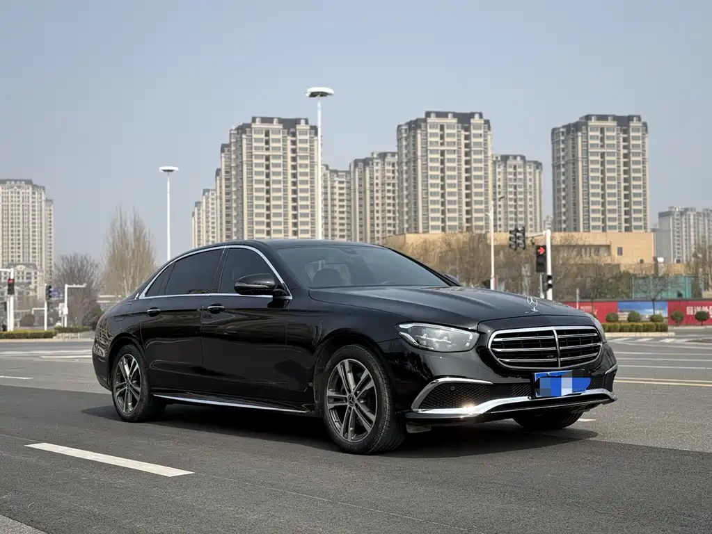 Mercedes-Benz E-Class 2021 — фото 3