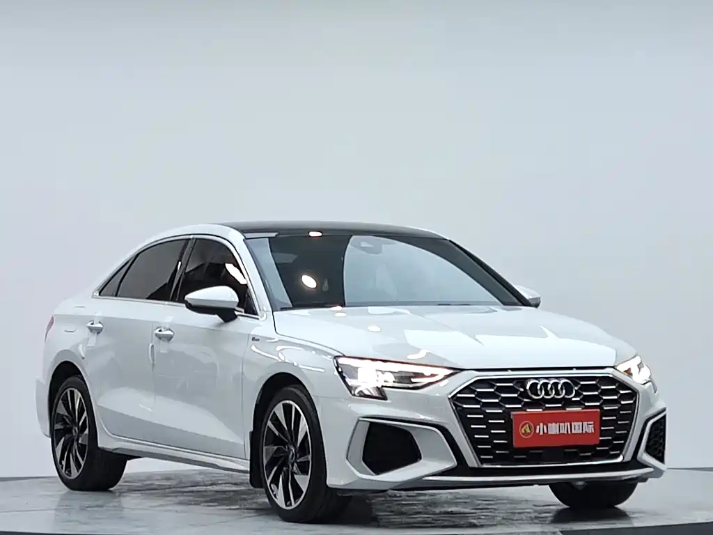 Audi A3 2023 — фото 4