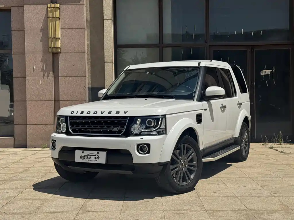Land Rover Discovery 2016 — фото 1