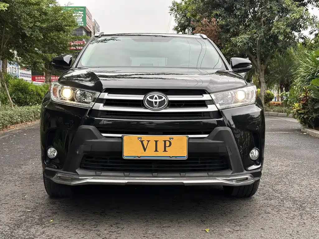 Toyota Highlander 2020 — фото 2