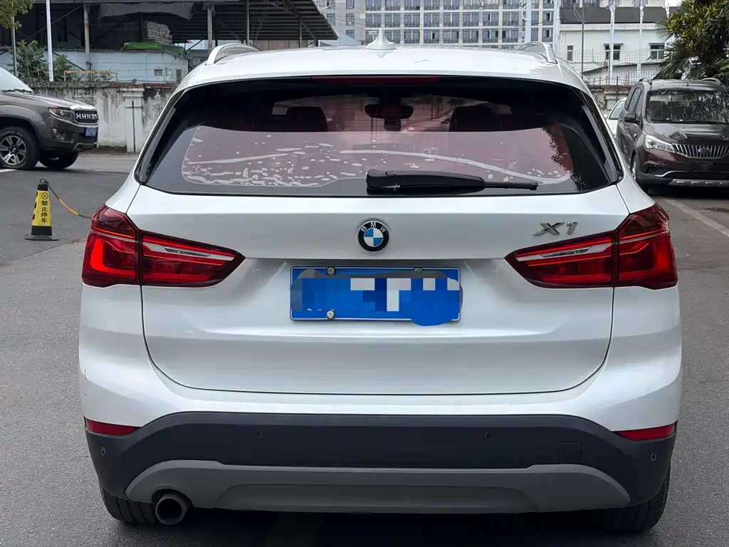 BMW X1 2017 — фото 7