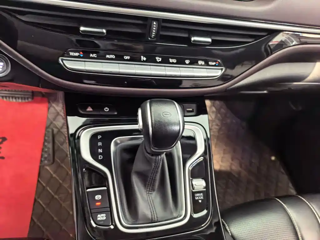 GAC Motor Trumpchi M6 2023 — фото 14