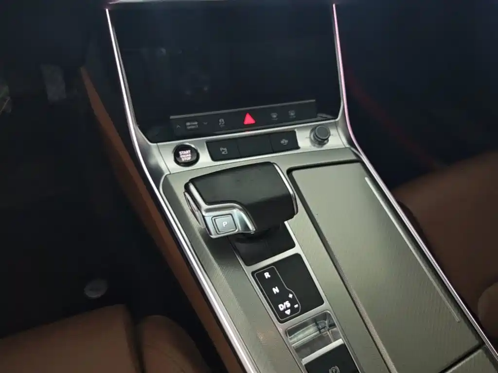 Audi A6L 2021 — фото 21
