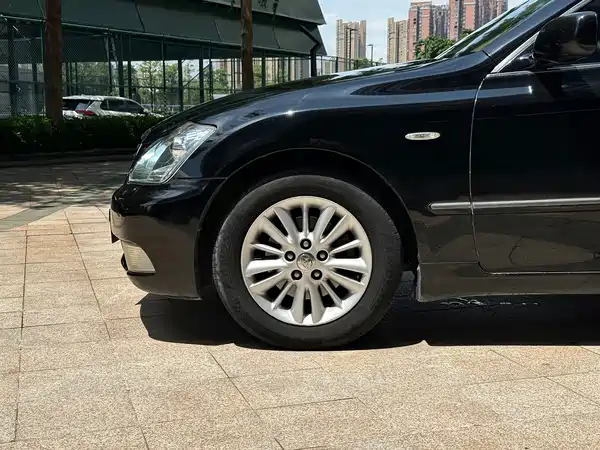Toyota Crown 2008