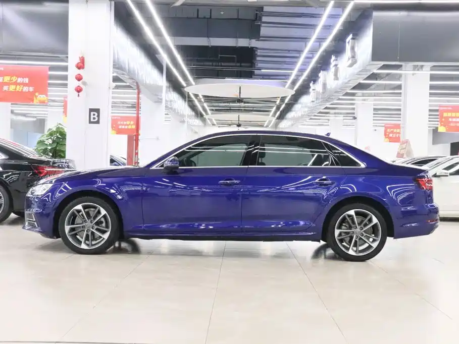 Audi A4L 2020