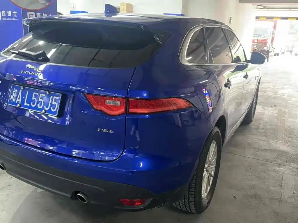Jaguar F-PACE 2018 — фото 4