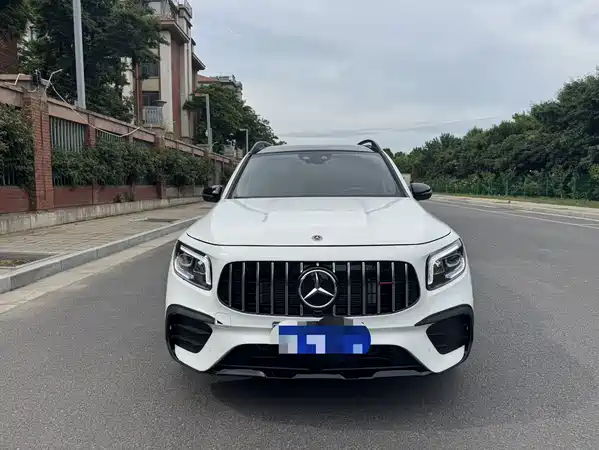 Mercedes-Benz GLB AMG 2021