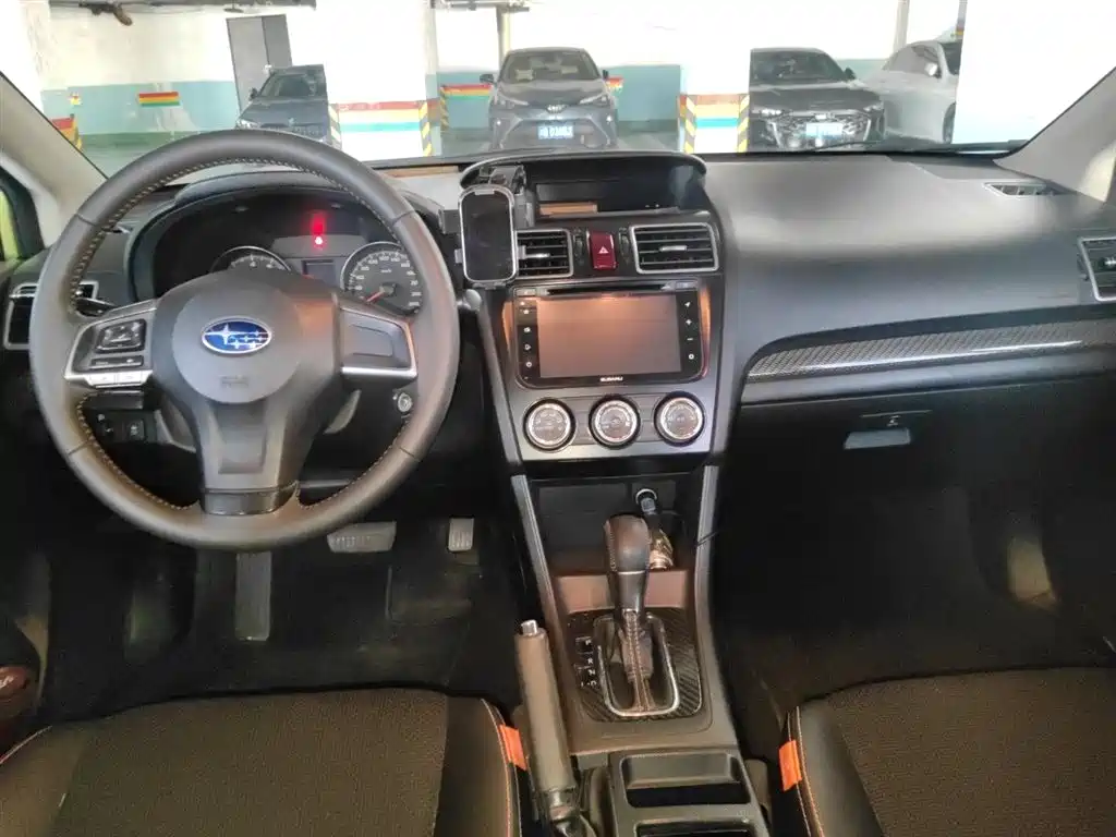 Subaru XV 2015 — фото 6