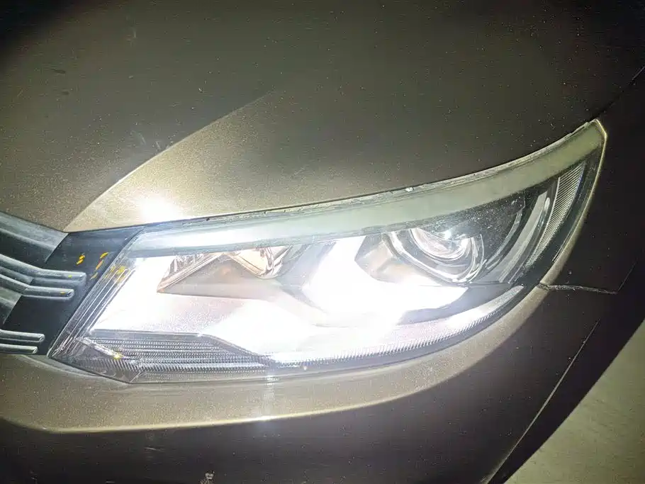 Volkswagen Tiguan 2015