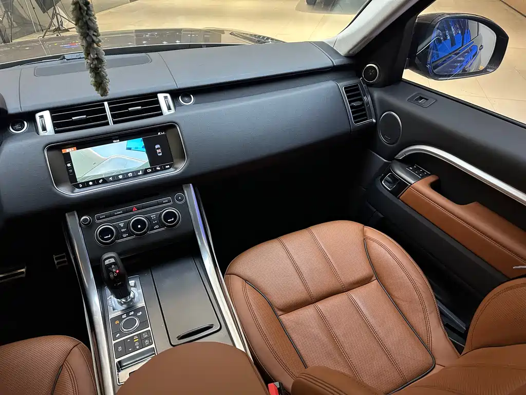 Land Rover Sport 2018 — фото 13