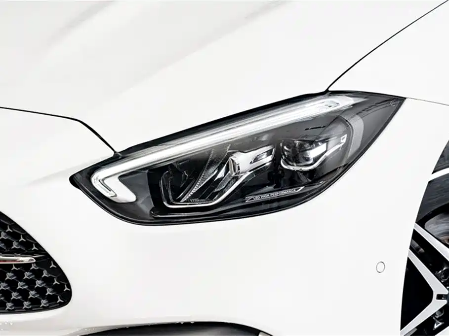 Mercedes-Benz C-Class 2023 — фото 5