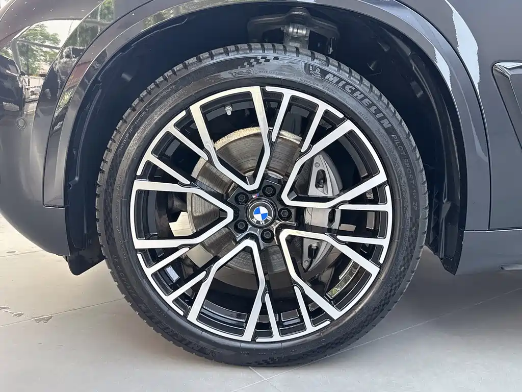 BMW X5 2024 — фото 19