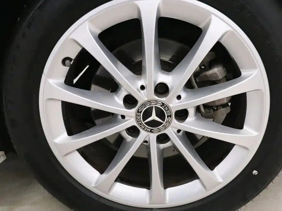 Mercedes-Benz A-Class 2021 — фото 17