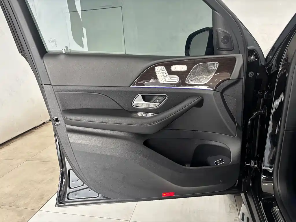 Mercedes-Benz GLE 2024 — фото 10