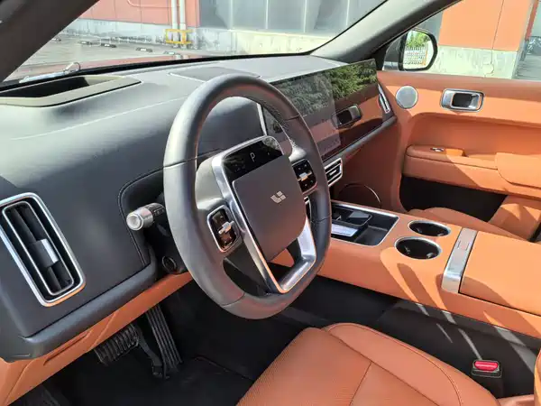 Li Auto L7 2025
