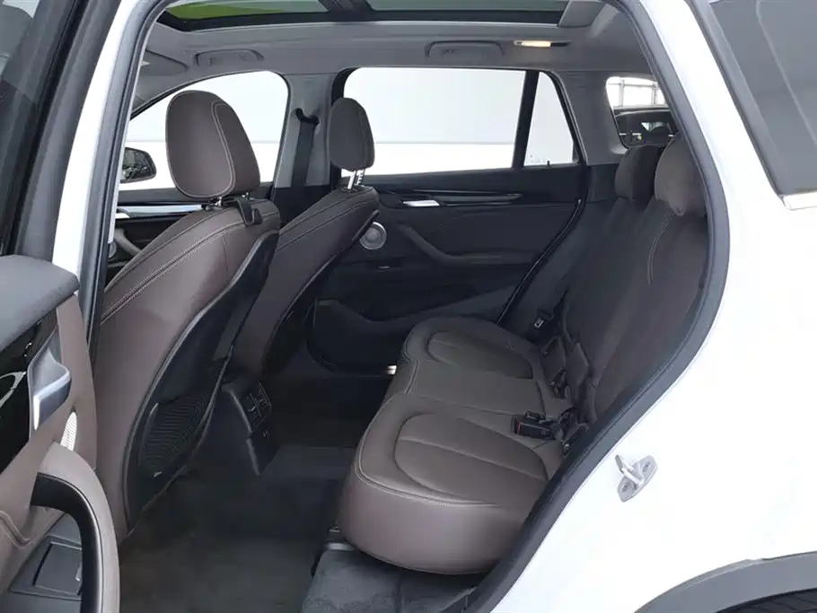 BMW X1 2023 — фото 11