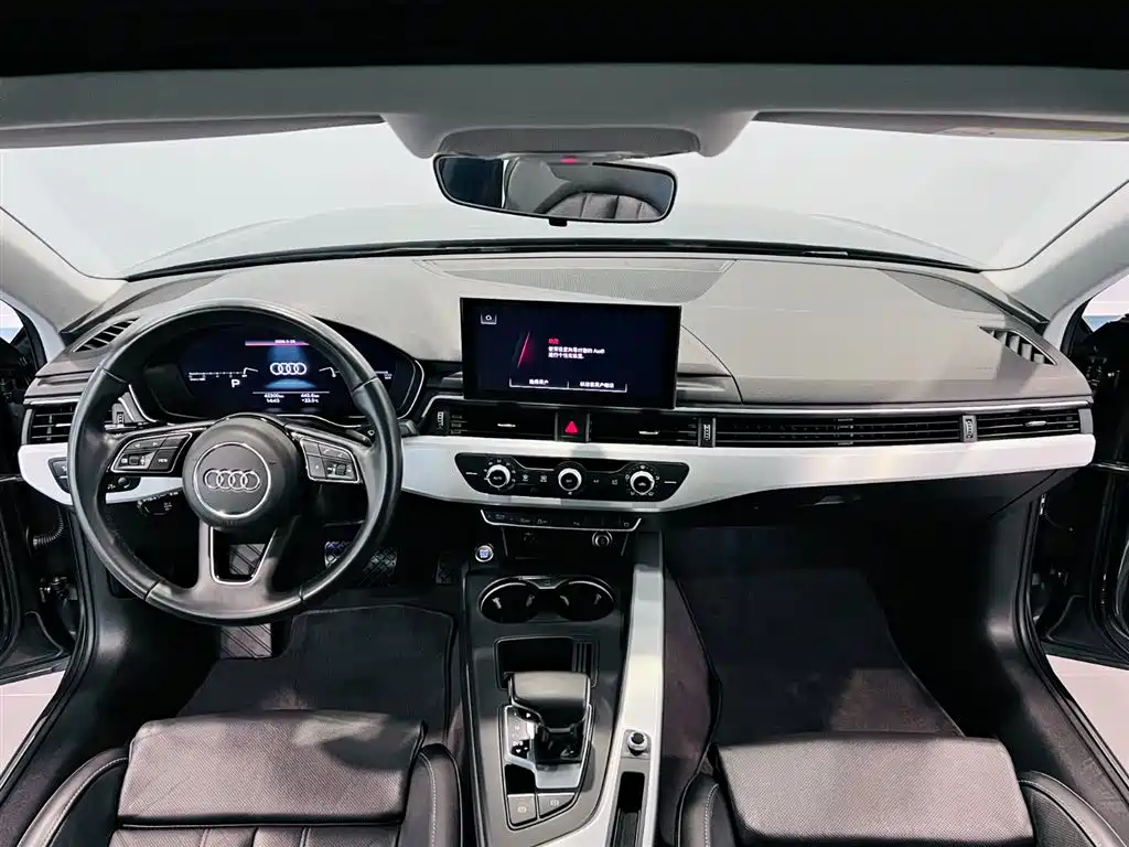 Audi A4L 2023 — фото 10