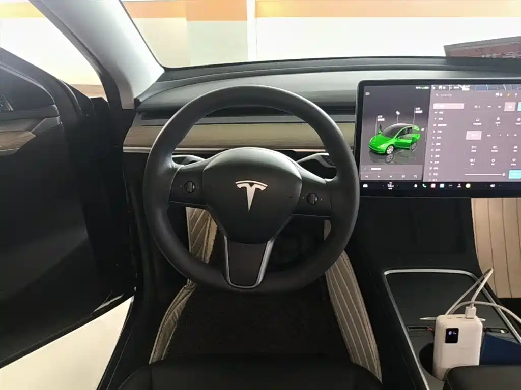 Tesla Model Y 2023 — фото 11