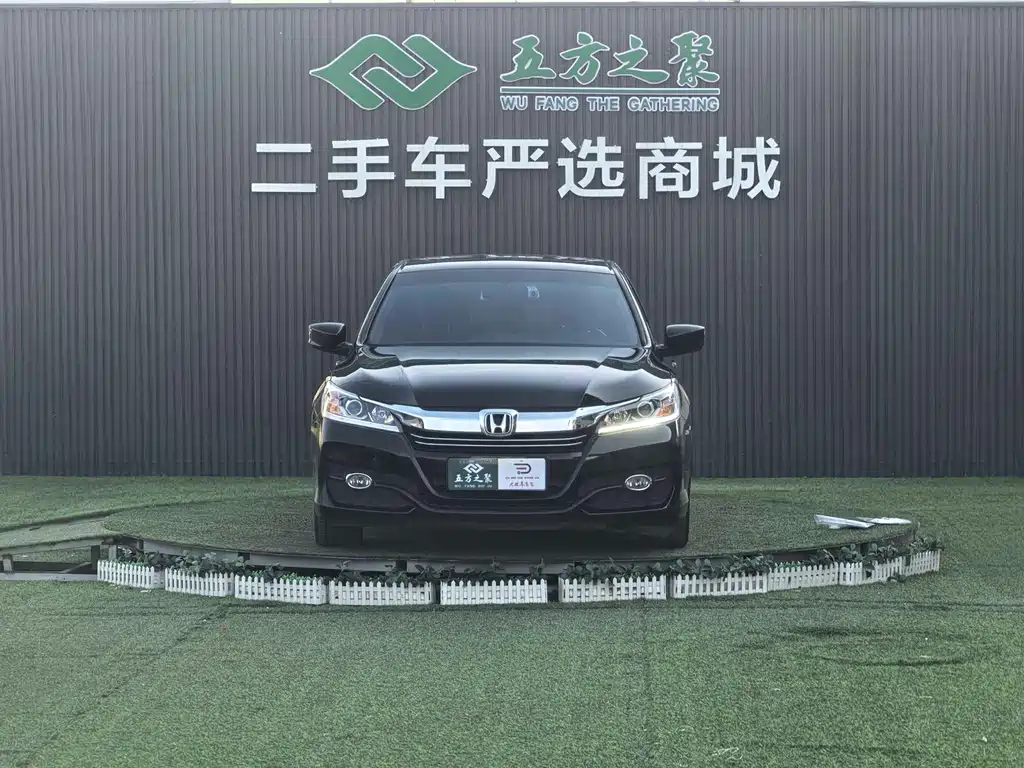 Honda Accord 2018 — фото 2