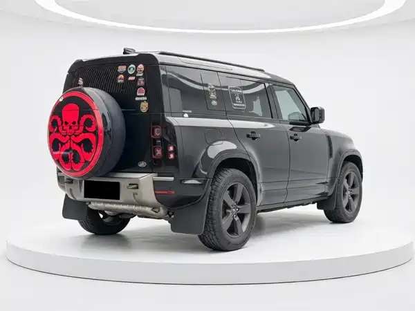 Land Rover Defender 2021