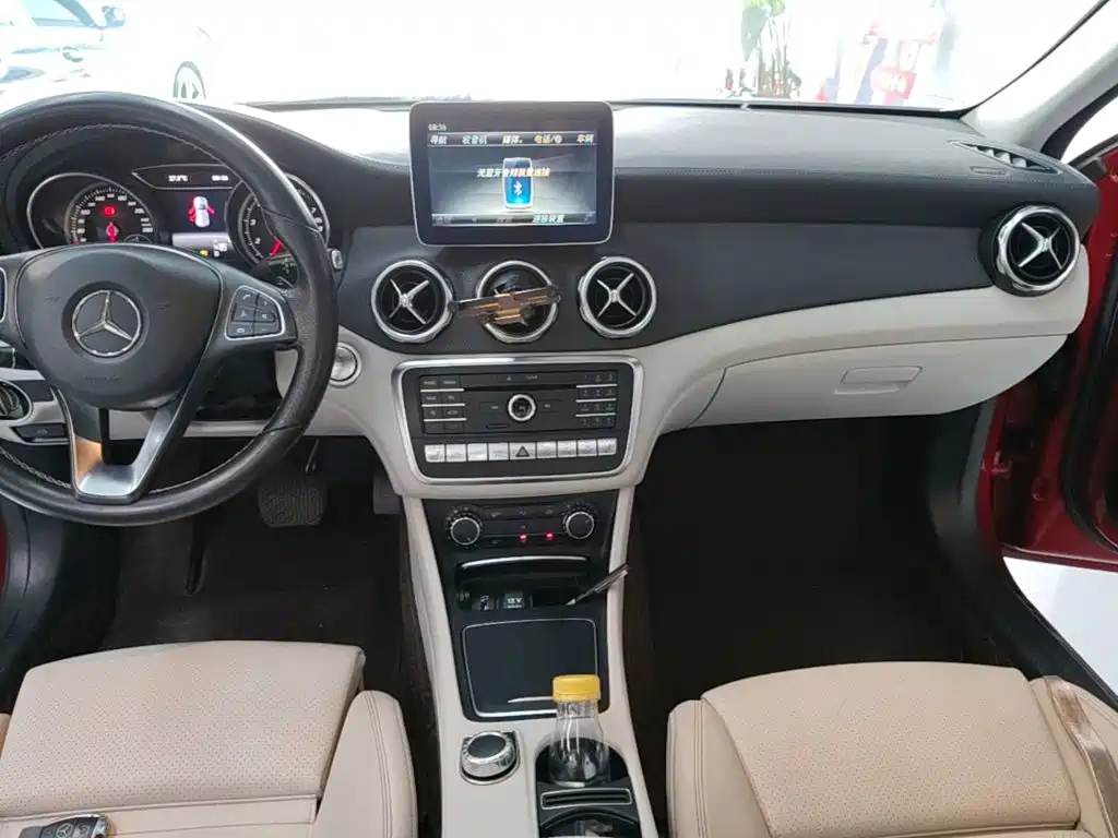 Mercedes-Benz GLA 2017 — фото 13