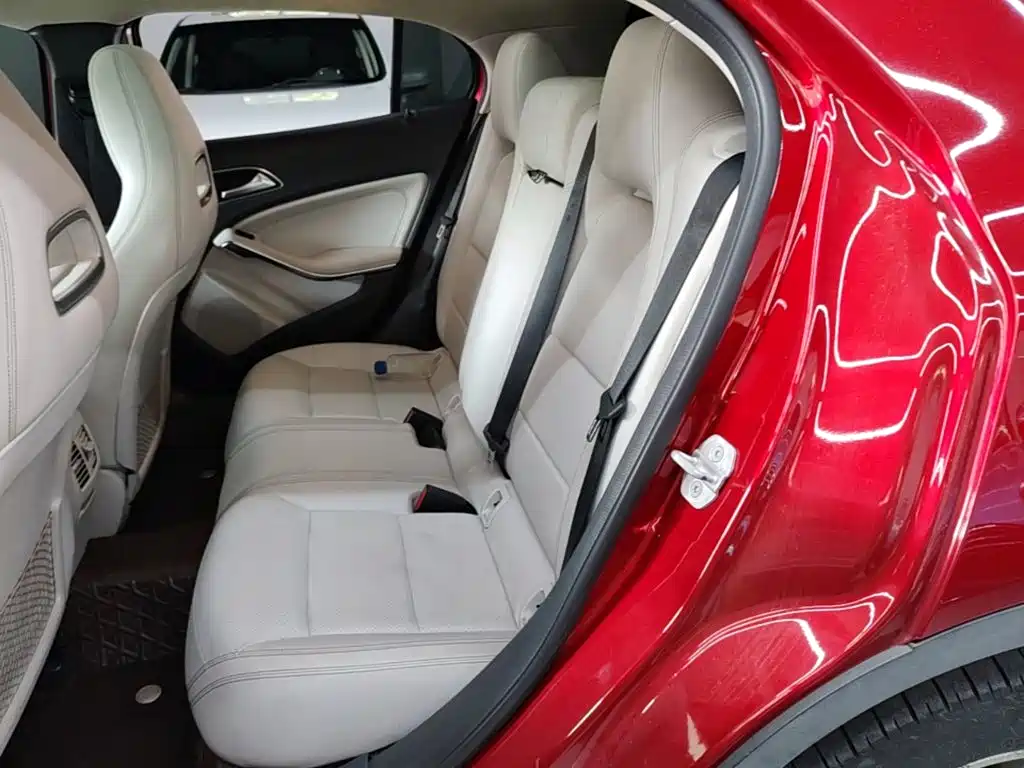 Mercedes-Benz GLA 2017 — фото 17