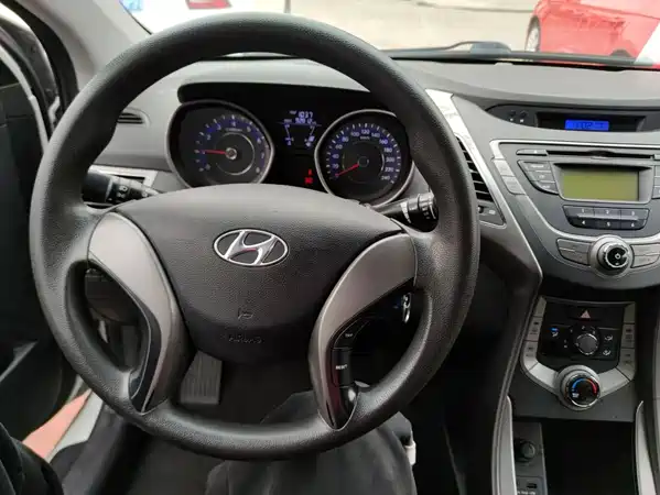 Hyundai Elantra Langdong 2014