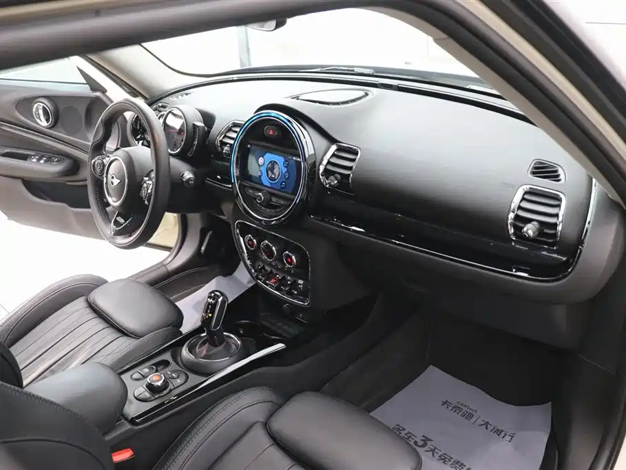MINI Clubman 2020 — фото 23