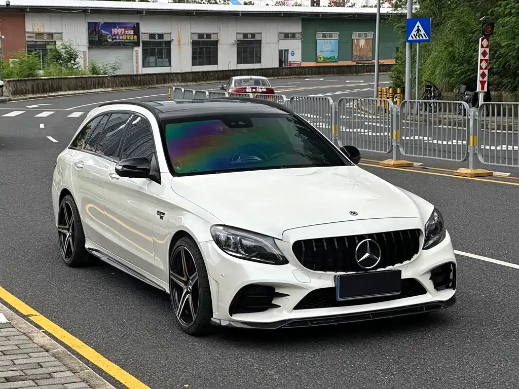 Mercedes-Benz C-Class AMG 2020 — фото 7