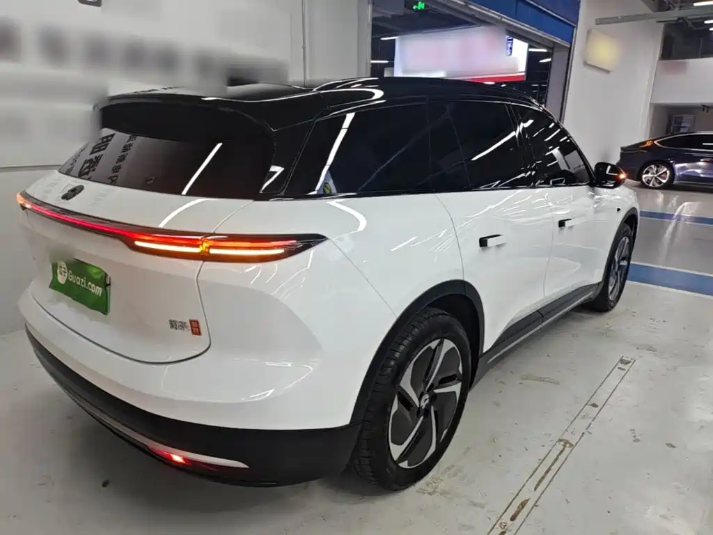 NIO ES6 2025