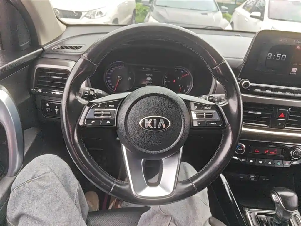 Kia Sportage 2018 — фото 11