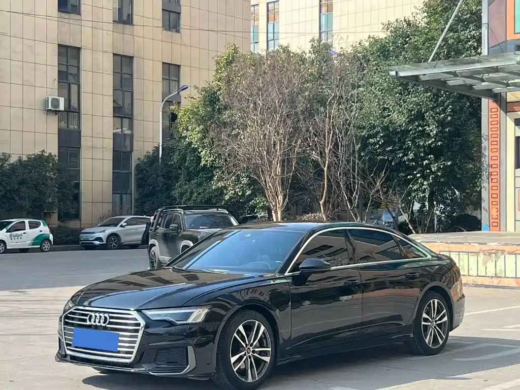 Audi A6L 2020 — фото 1