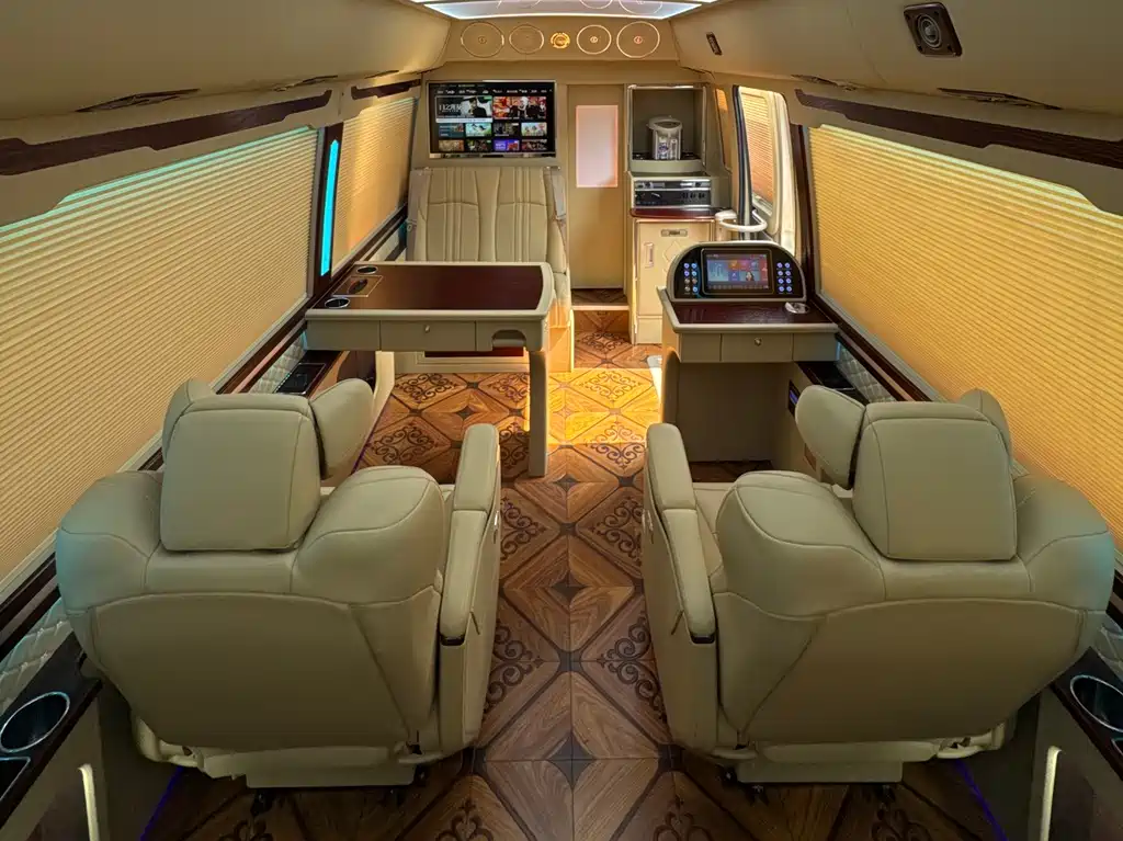Toyota Coaster 2020 — фото 26