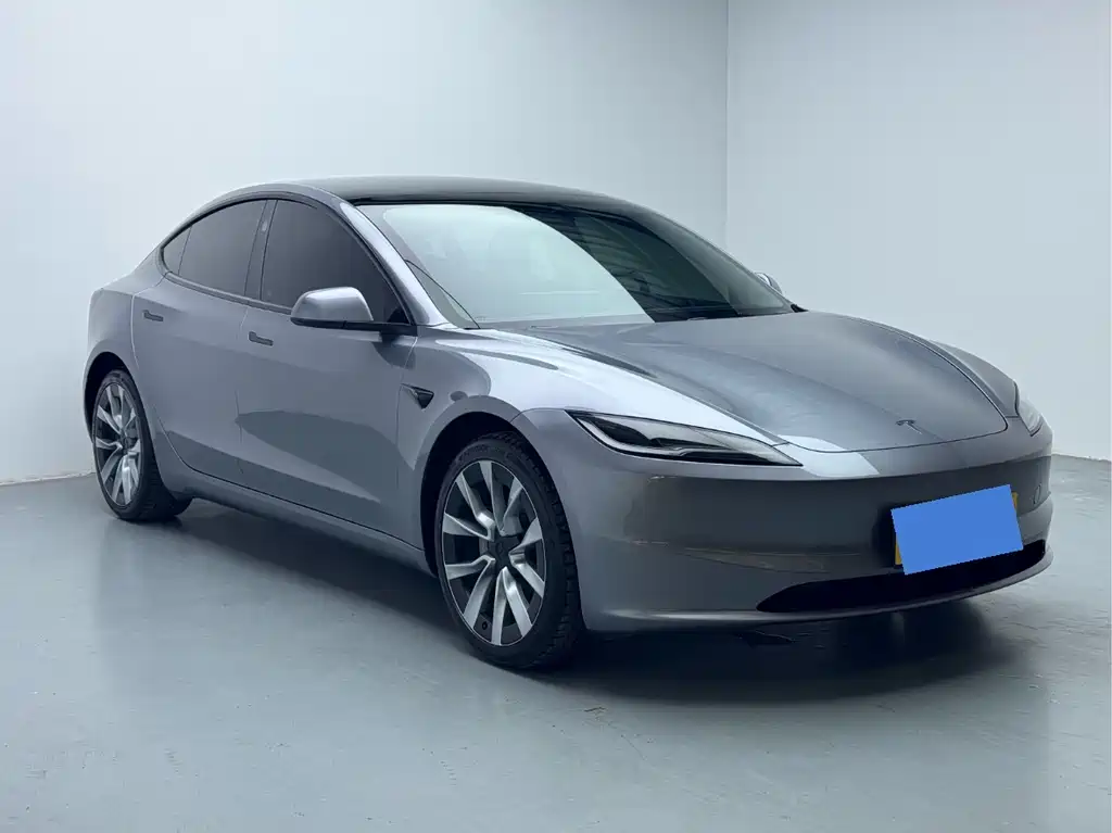 Tesla Model 3 2025 — фото 3