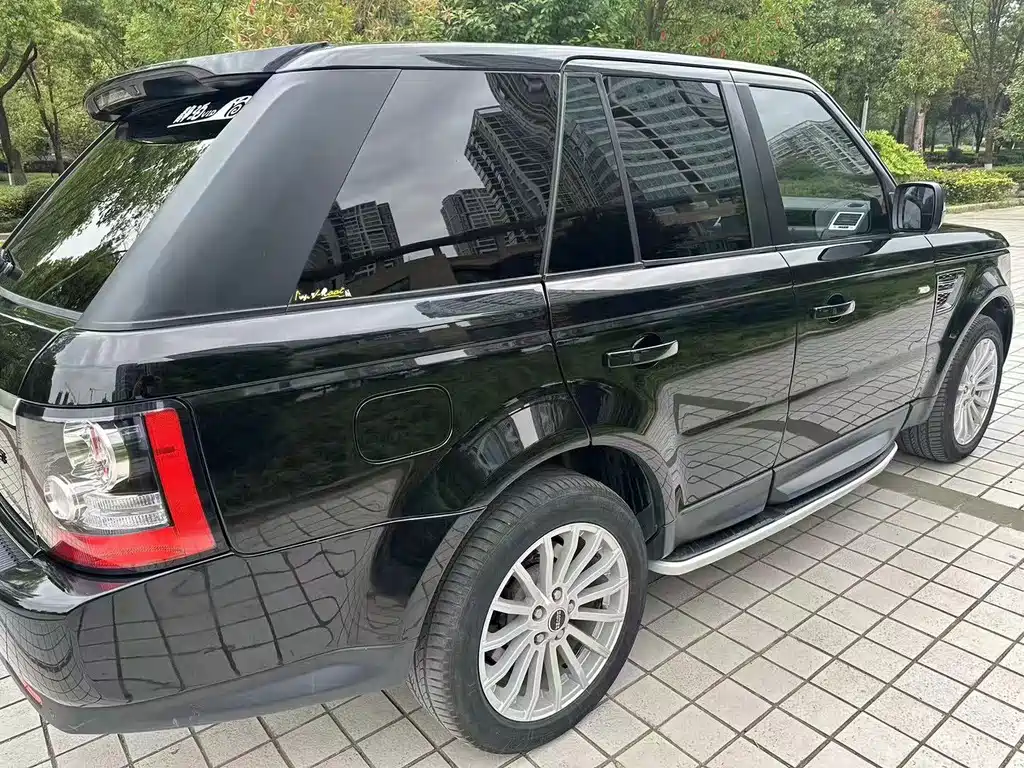 Land Rover Range Rover Sport 2013 — фото 3
