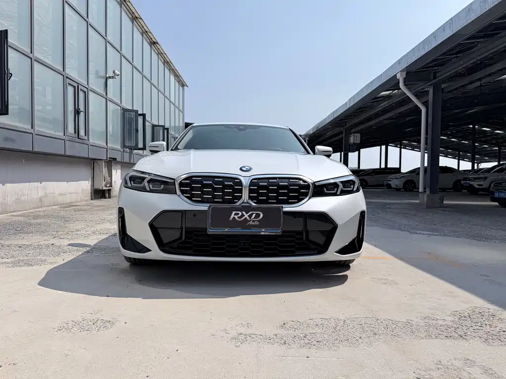 BMW 3 Series 2024
