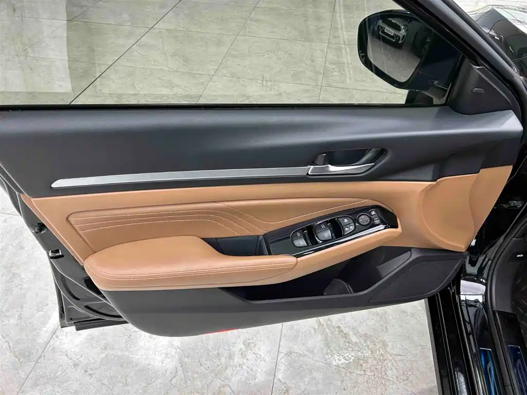 Nissan Teana 2023 — фото 10
