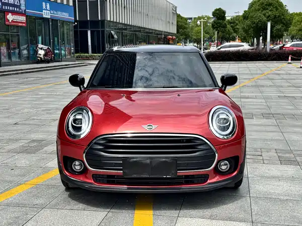 MINI Clubman 2021