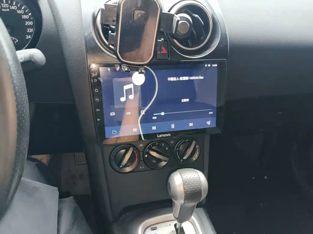 Nissan Qashqai 2015 — фото 13