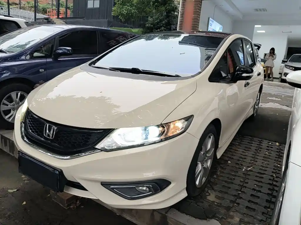 Honda Jade 2015 — фото 2